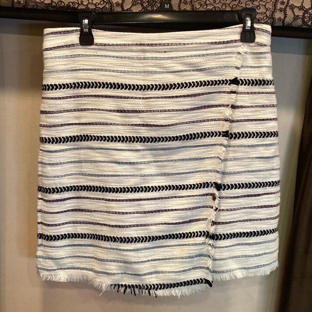 ANN TAYLOR LOFT- white , Blue, lavender Tweed like wrap skirt.